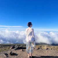 Travel Tips & Chill Lifestyle Hawaii Maui Leleiwi Overlook Trail Cloud Sea